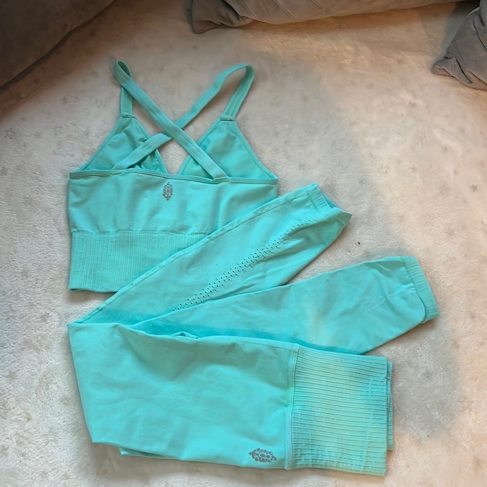 COPY - 🌺free people good karma legging set - Picture 3 of 6